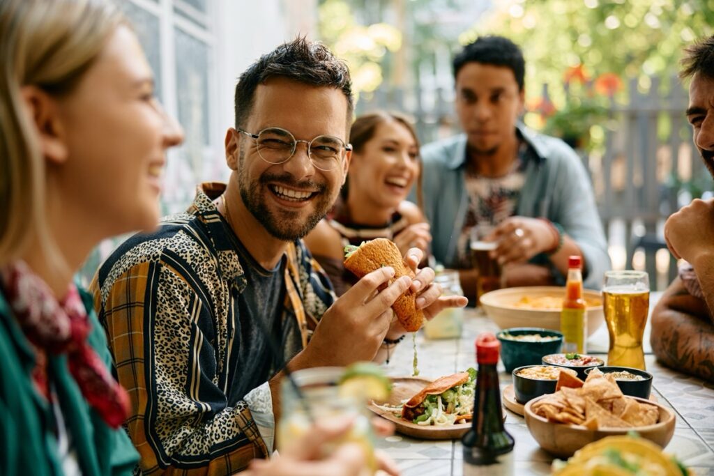 Alimentos y bebidas